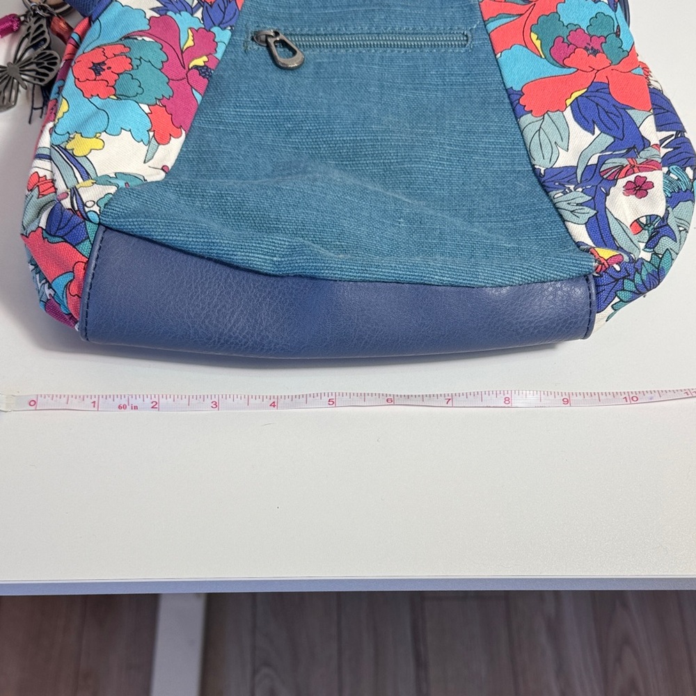 Sakroots Artist Circle Foldover Crossbody - Lake Flower Power - Picture 10 of 11